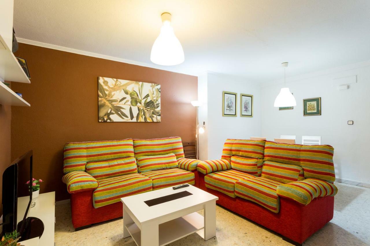 Holi-Rent Albareda Apartment Seville Exterior photo