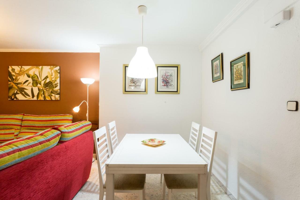 Holi-Rent Albareda Apartment Seville Exterior photo